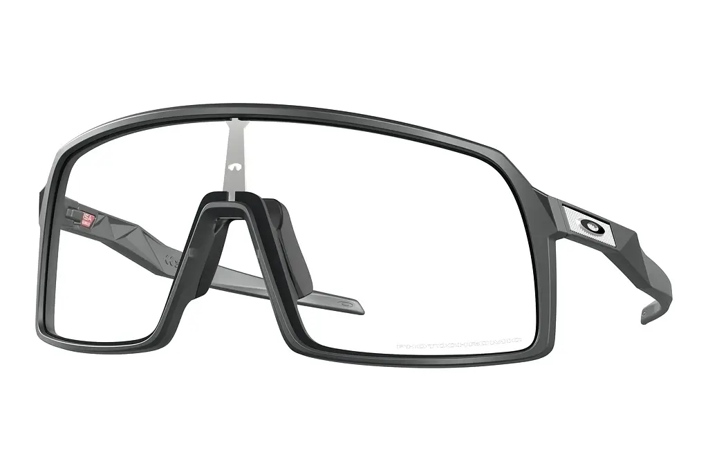 Oakley   OO9406 940698 Clear to Black Iridium PhotochromicMatte Carbon