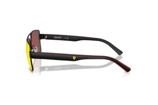 Seitenansicht Ferrari Scuderia FZ5005 (101/6Q)