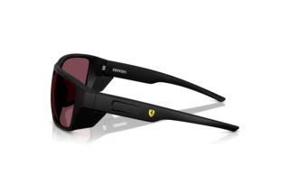 Seitenansicht Ferrari Scuderia FZ6012U (504/1E)