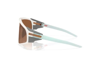 Seitenansicht Oakley LATCH PANEL (OO9404 - 940421)