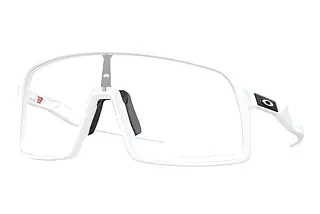Oakley OO9406 940699 Clear to Black Iridium PhotochromicMatte White