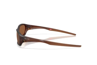 Seitenansicht Oakley TERRAFORMA (OO9530 - 953006)