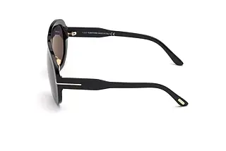 Seitenansicht Tom Ford TROY (FT0836 - 01A)
